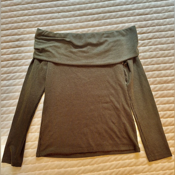 Off the shoulder shirt size small. Olive and black stripes. - Picture 1 of 4